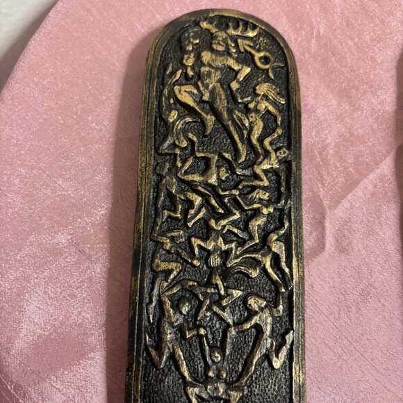 Vintage Polyresin plaques: "Lord of the Dance” & “Maid, Mother, and Crone” - Picture 3 of 8